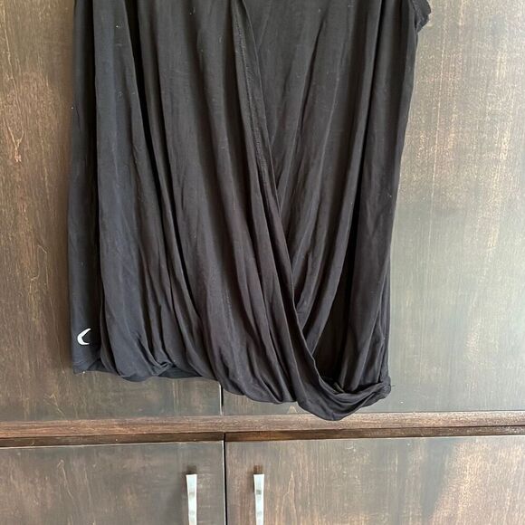 Zyia Active Black Fancy Double V Tank Top Medium - Picture 4 of 5